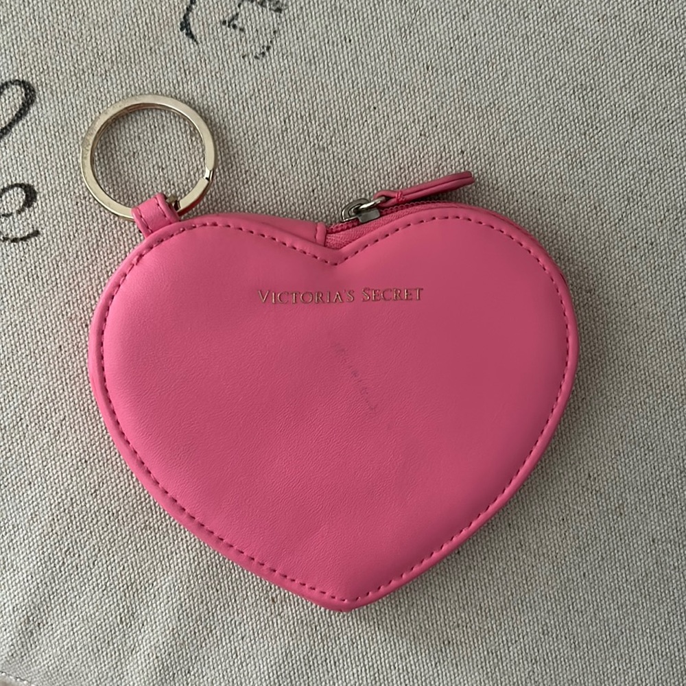 VICTORIA’S SECRET Heart shape Mini-Coin Wallet